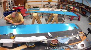TC: Page 10-7 Step 7. Match drill #40 the right skin and the F-1047C, D & E Stiffeners.