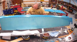 TC: Page 10-7 Step 7. Match drill #40 the right skin and the F-1047C, D & E Stiffeners.