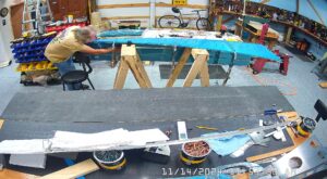 TC: Page 10-7 Step 7. Match drill #40 the right skin and the F-1047C, D & E Stiffeners.