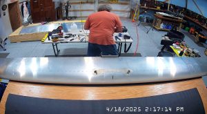 Final assembly of the 750 SD elevator to the horizontal stabilizer