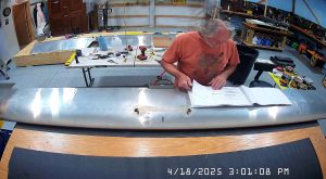 Final assembly of the 750 SD elevator to the horizontal stabilizer