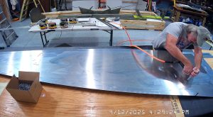 Riveting the diagonal and the vertical angles to the right side fuse;age skin SD75F1-3 and LS75F1-4A
