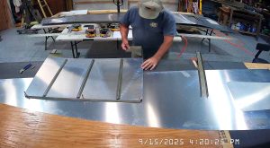 SD75-FR-06 Assembling the baggage back