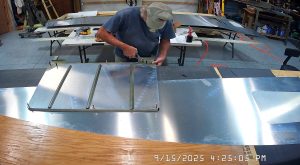 SD75-FR-06 Assembling the baggage back