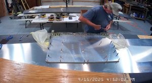 SD75-FR-06 Assembling the baggage back