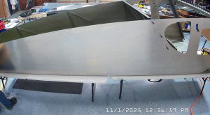 Zenith 750 SD rear fuselage assembly. Riveting the side skins