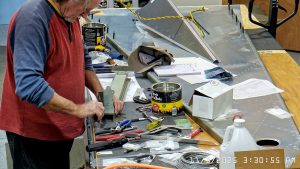 Zenith 750 SD fuselage building FR-07