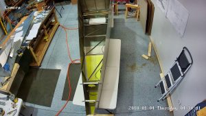 Zenith 750 SD rear fuselage assembly. Riveting the side skins