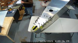 Installing the tail tie down on the Zenith 750 SD